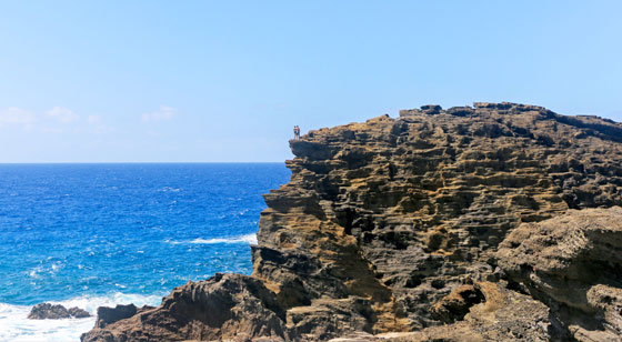ハロナ潮吹き岩展望台